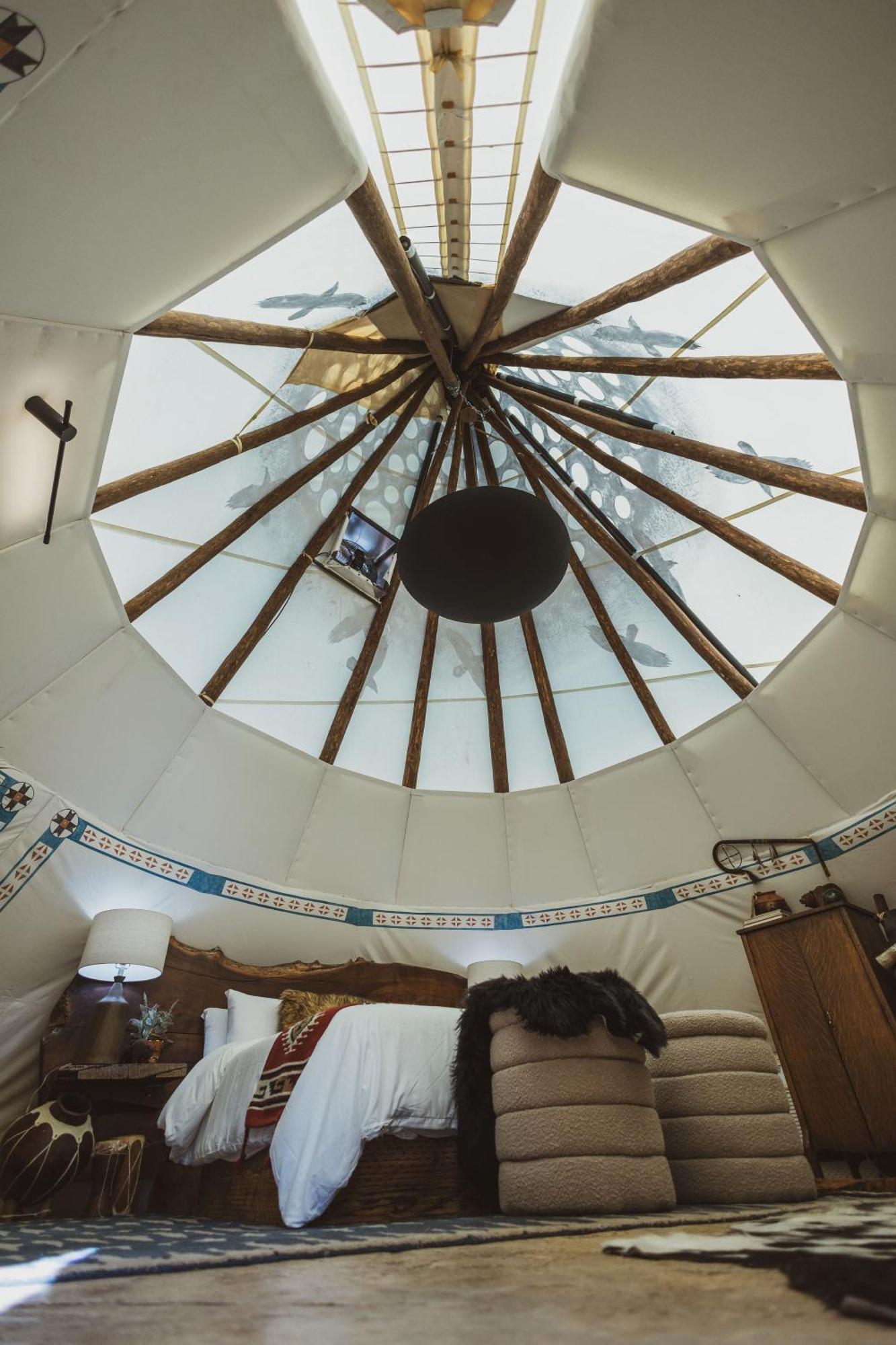 Oso Tipi At El Mistico Ranch Luxury tent