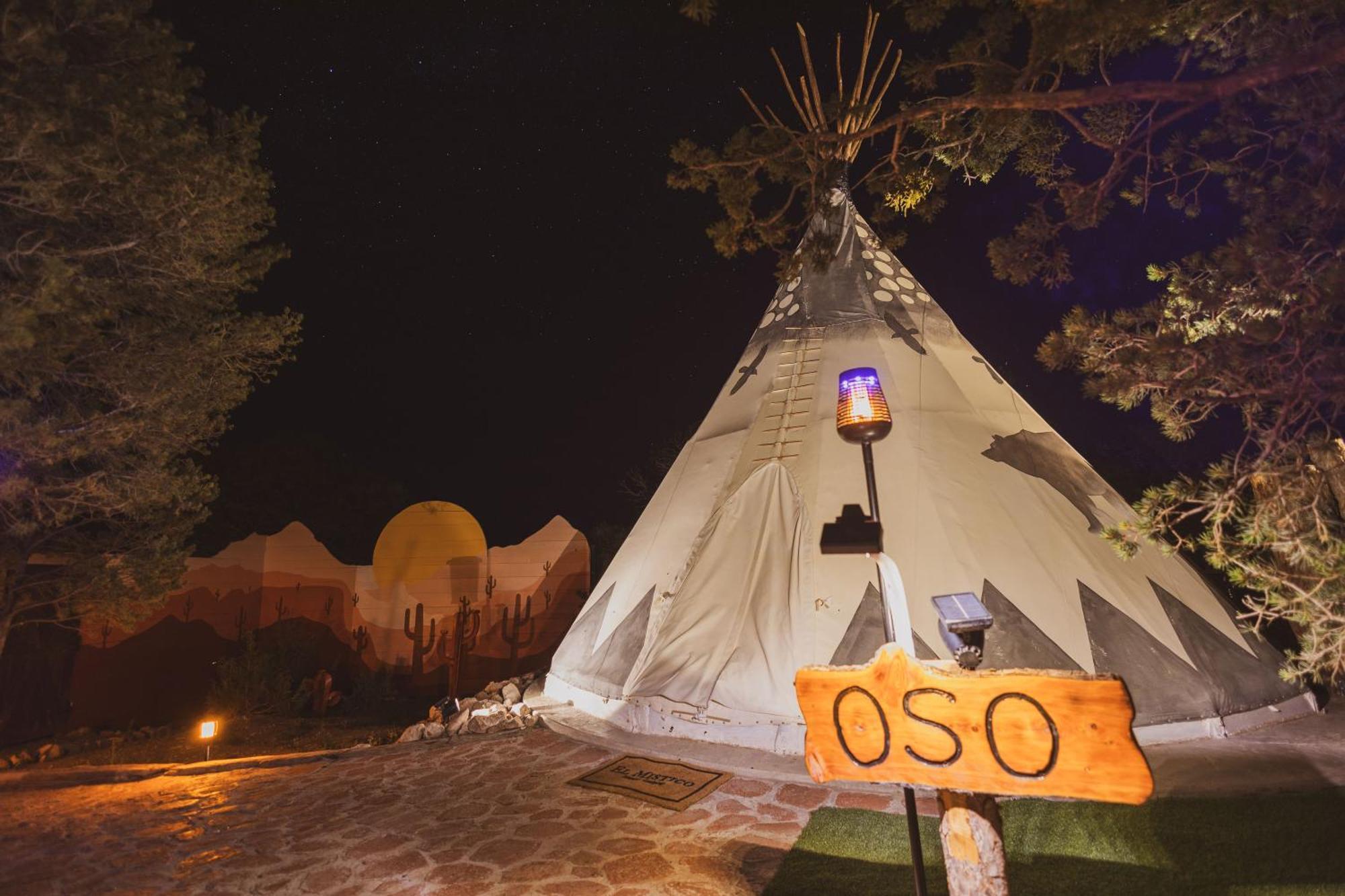 Luxury tent Oso Tipi At El Mistico Ranch Nogal