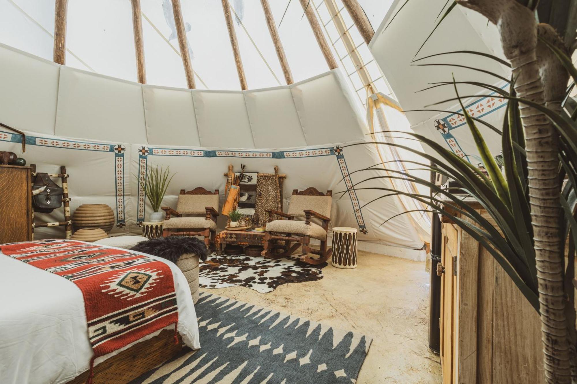 Oso Tipi At El Mistico Ranch Luxury tent *