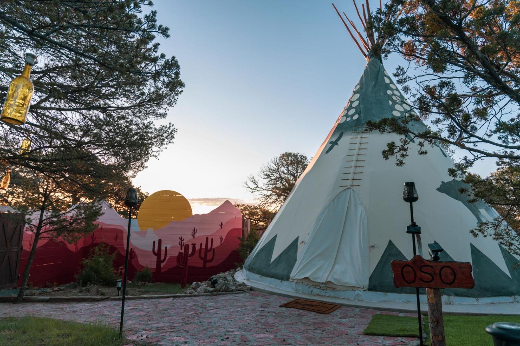 Oso Tipi At El Mistico Ranch *