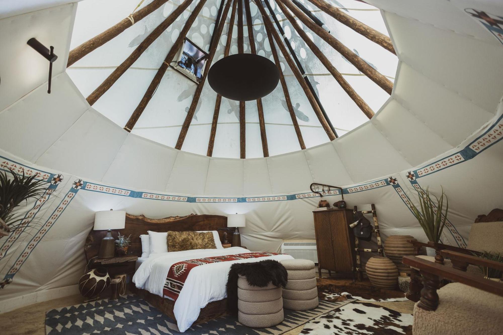 Oso Tipi At El Mistico Ranch Luxury tent